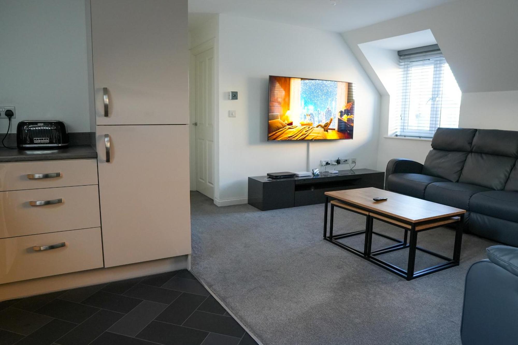 Stunning Two-Bedroom Apartment At A3Ree, Free Parking, Near Cribbs Causeway Mall Bristol Zimmer foto